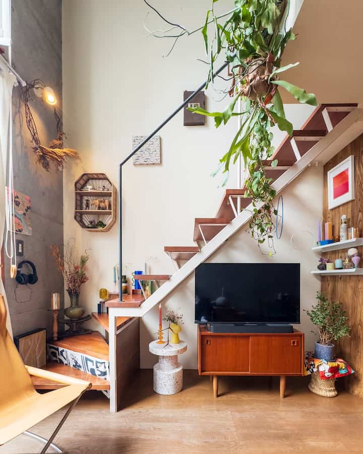 Area TV ruang tamu
Saya menaruh banyak barang di tangga dan saya menyukainya!

#TV #リビング #グリーン #北欧ビンテージ #北欧