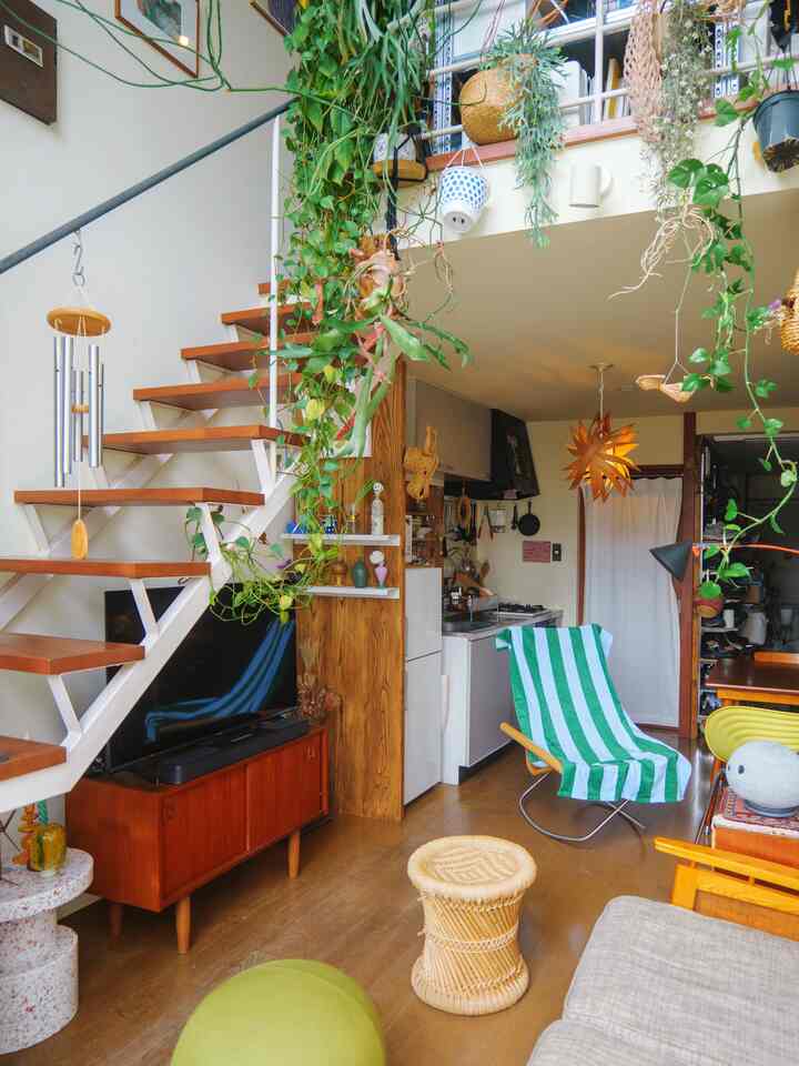 一階のお部屋全体です！
吹き抜けなのが気に入ってます

#リビング　#コンクリート打ちっぱなし　#無国籍ミックス　#二人暮らし　#北欧ミックス　#北欧