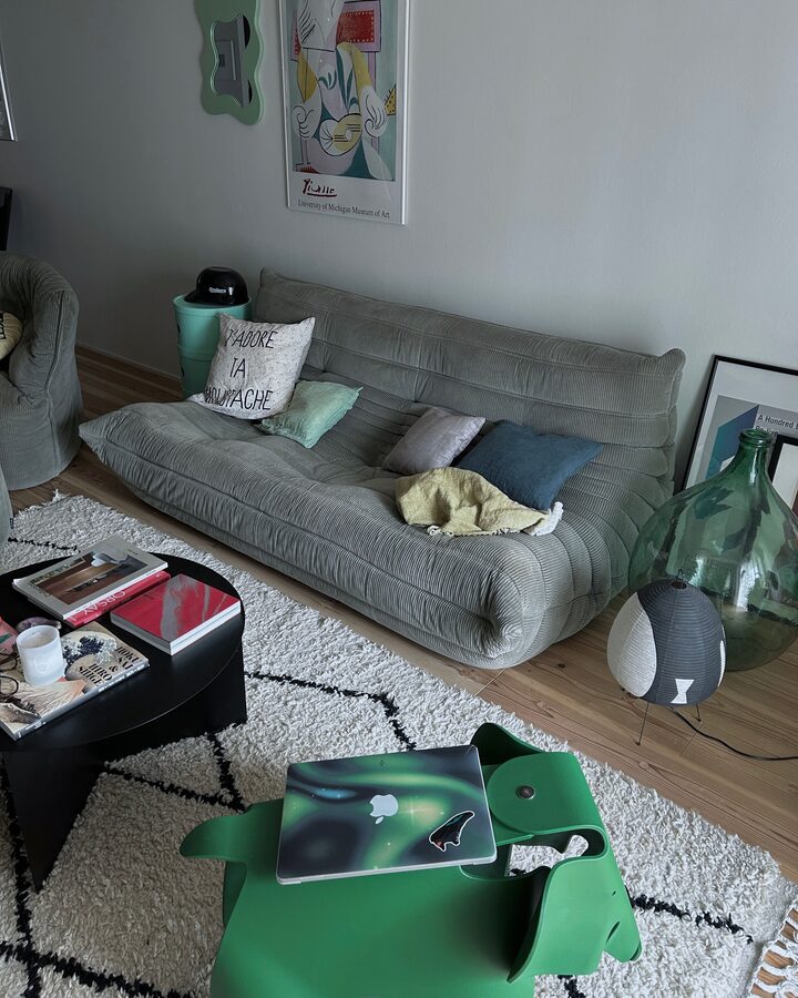 short form carousel card thumbnail