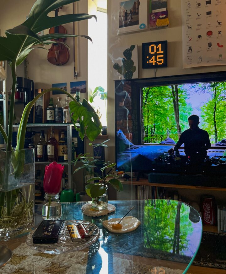 short form carousel card thumbnail