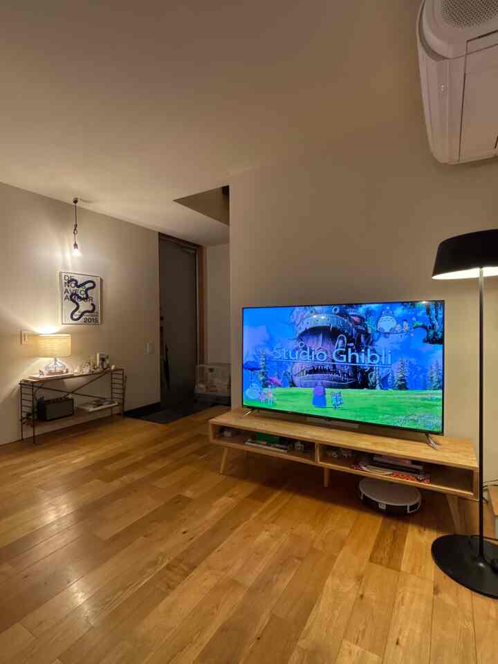 今日でGWも終わりですね。
また明日から頑張りましょう😭
#北欧 #北欧風 #北欧インテリア #北欧スタイル #無垢材スツール #ナチュラル #ナチュラルインテリア 