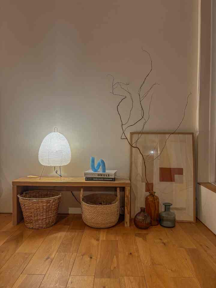 只今、寝室を少し変えたいなーっと妻と2人で色々計画中です！

#寝室小道具 #寝室 #寝室照明 #ナチュラル #ナチュラルインテリア 