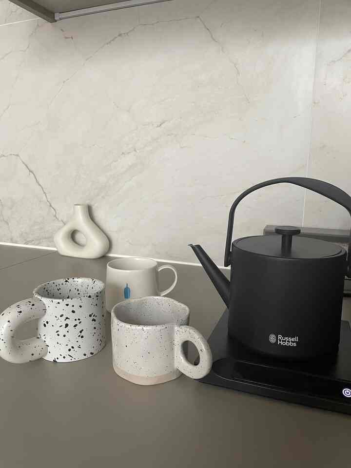 Kitchen goods
#kitchen
#kettle
#mug