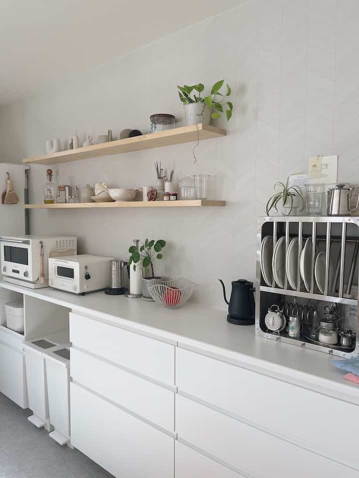 kitchen

#kitchen #kitcheninterior #キッチン #キッチンインテリア #カップボード #ikea #イケア #メトード #ogre #vamir #ステンレスラック #ホワイトインテリア #韓国インテリア