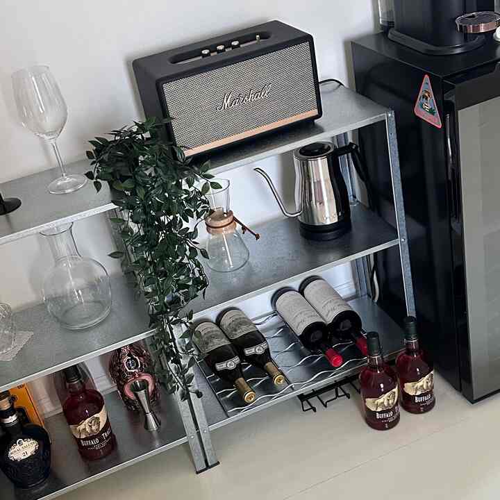 My home bar zone !
I'm going to put up a poster. What do you guys think? ☺️

#homebar #homecafe #ikea #ikeashelves #nespresso #wine #winedecanter #winerack 