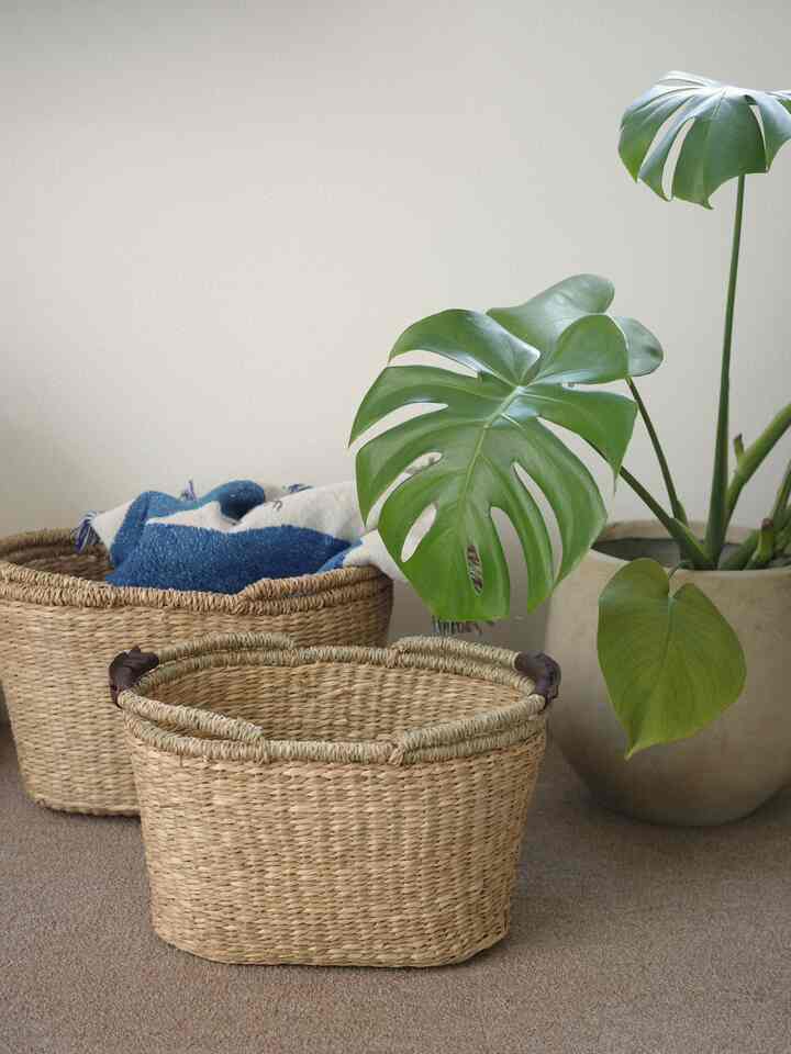 I'm addicted to collecting baskets🧺🖤
#livingroom #収納 #収納箱 #収納インテリア #籠