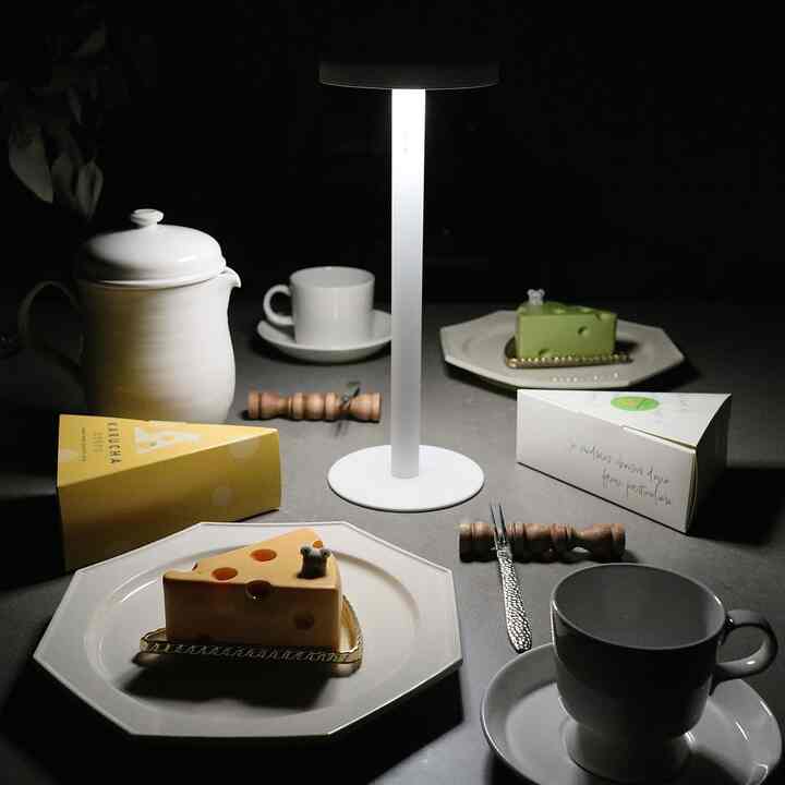可愛いチーズケーキで夜café☕︎

#nightcafé
#夜カフェ
#チーズケーキ
#トムとジェリーのチーズケーキ 
#日々の暮らし
#暮らしを楽しむ 
#暮らしの記録 
#すきなものに囲まれて暮らしたい 
#好きなものに囲まれた暮らし 
#うつわのある暮らし 
#うつわ好きな人と繋がりたい 
#石川隆児 
#岡田直人
#森のおこぼれ
#ミックスインテリア
#アンティークのある暮らし
#古いものがある暮らし 
#古道具のある暮らし 
#海外インテリアに憧れる
#インテリア好き 
#暮らしの道具 
#モノトーン雑貨
#マンション暮らし 
#マンションインテリア 
#eosm100 