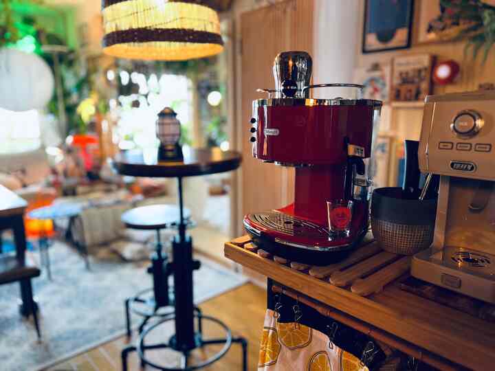 Dapur 🫧

#Perabotan dapur #キッチン家電
#Dapur #キッチン間接照明
#Aksesoris dapur #エスプレッソマシン
#Mesin kopi beraroma
#Kopi #コーヒー dan Perlengkapan Teh
#Mesin kopi #コーヒーメーカー
#Interior kafe #カフェ雰囲気
#Kafe #ヴィンテージ Retro
#Meja Bar #Vintage
#Kursi konter #カウンターテーブル