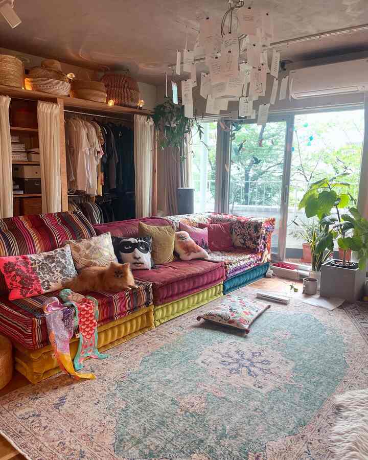 #リビング #ヴィンテージラグ　#カラフルなインテリア 