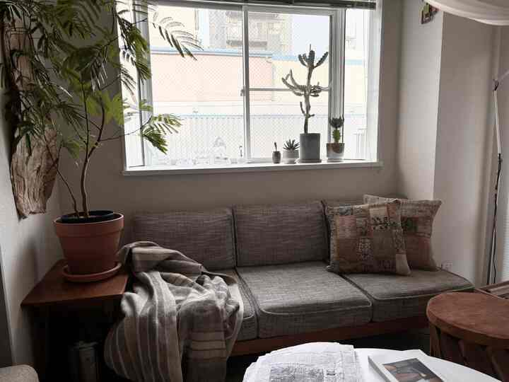 ウニコのソファはこんなにヴィンテージとmixさせられるとは思ってなかっただろう。

#unico
#民藝