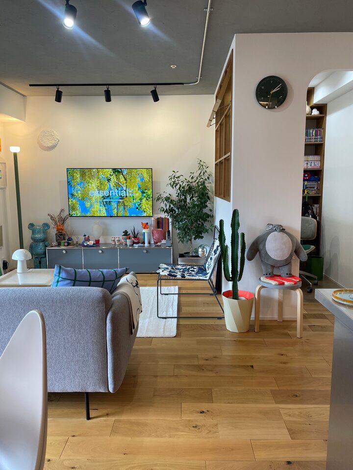 short form carousel card thumbnail