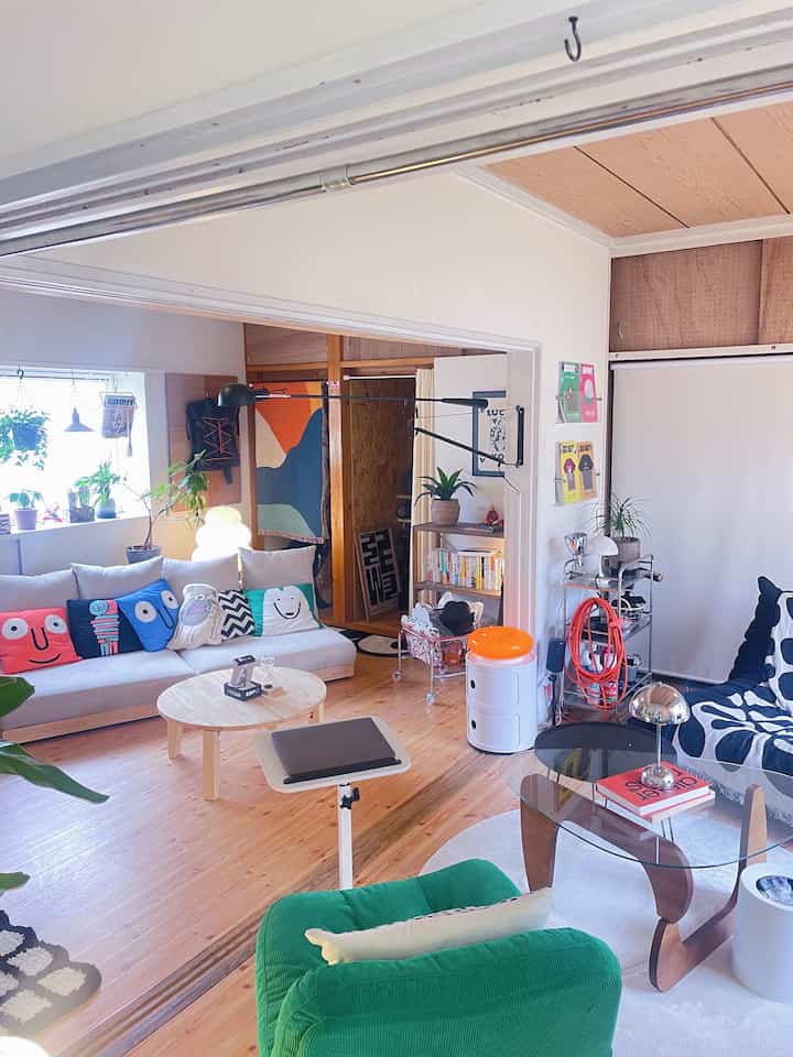 ちょっと違うアングル

#リビング　#IKEA #IKEA家具  #観葉植物　#トーゴ　#リーンロゼ　#トーゴソファ　#イサムノグチ　