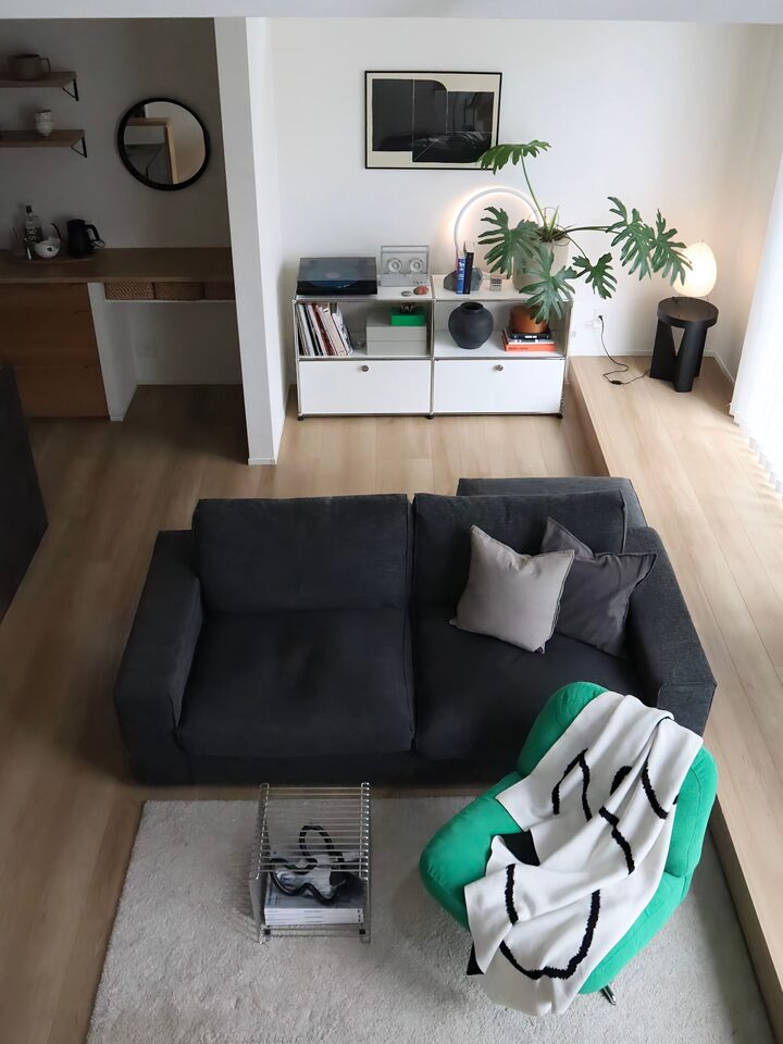 short form carousel card thumbnail