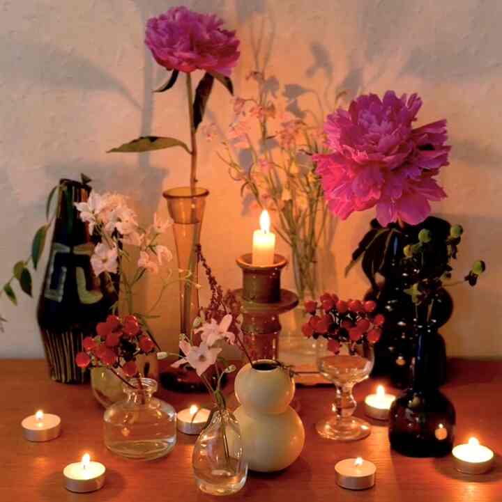 最近の夜のリビング🌙

やっぱり夜は間接照明の灯りで過ごすのが心地良い〜🕯️🌿

#リビング #リビング小物 #花 #リビング植物 #リビング照明 #キャンドル #ティーポット #紅茶　
#ご褒美スイーツ🍓