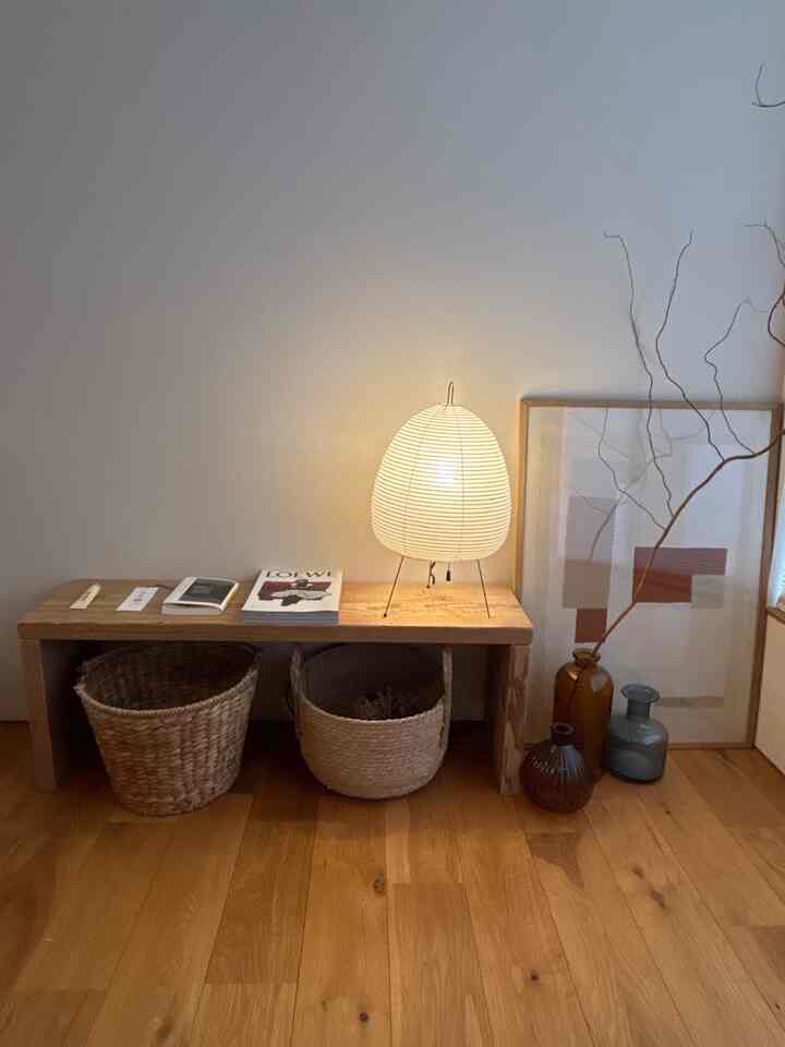 寝室は色合いを少なくして落ち着く空間になるように意識しています。
#寝室 #ベッドルームスタイリング #北欧インテリア #北欧スタイル 