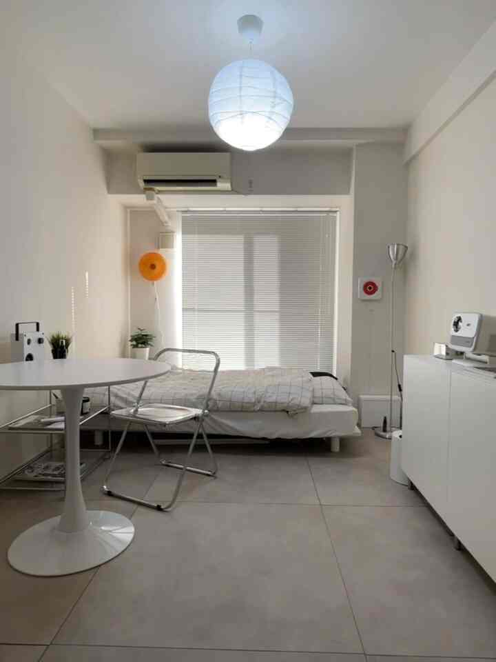 モノトーン気味だった部屋に色が増え出した時です。相変わらずIKEA多めです🤣
#IKEA #IKEA家具 #IKEA棚 