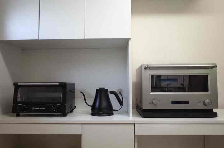 It's becoming the ideal kitchen🌱

#kitchen #電子レンジ #トースター #バルミューダ #ケトル #オーブンレンジ