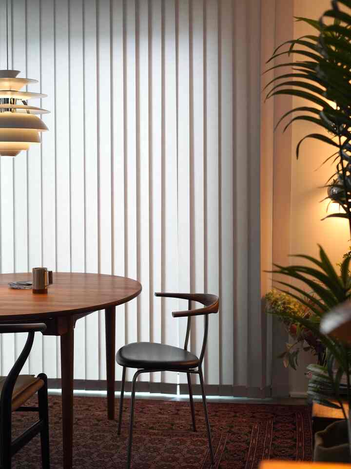 #チーク材 #ダイニング #北欧インテリア #ヴィンテージ #間接照明 #PP701