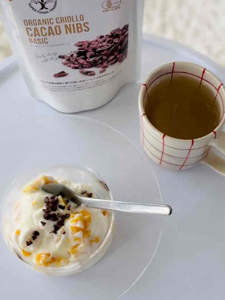 🏷️インスタ→ @30__haus

朝ごはんパシャリ📸
◾︎マンゴーヨーグルト🥣
ヨーグルトにドライマンゴーを一晩入れてできたグリークヨーグルト風マンゴーヨーグルト🥭
これがまた美味しいの🤤
カカオニブも入れて健康にね✨

◾︎自家製はちみつレモン🍋
今回は塩麹を少し入れたら大ヒット！
まろやかになって過去一美味しくできたから、ハマりそう！

#朝ごはん #キッチン #食器 #ガラス皿 #リビング
#インテリア #インテリア小物 #インテリア小物 