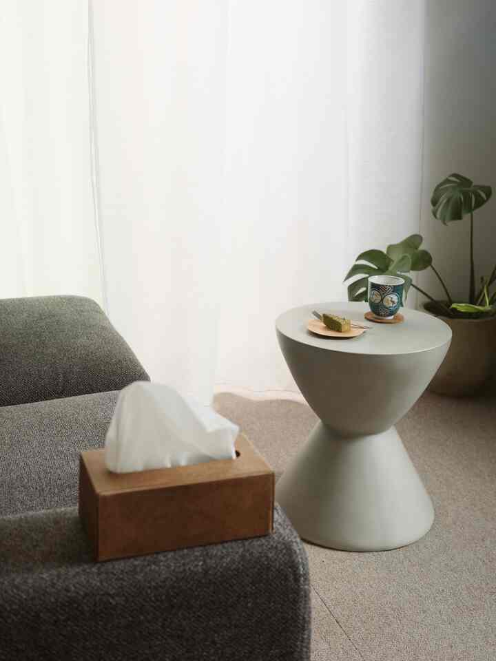 夫をお見送りした後のひとりカフェタイム🌿🩶
#リビング #サイドテーブル #スツール #モダエンカーサ #おうち時間 #おうちカフェ