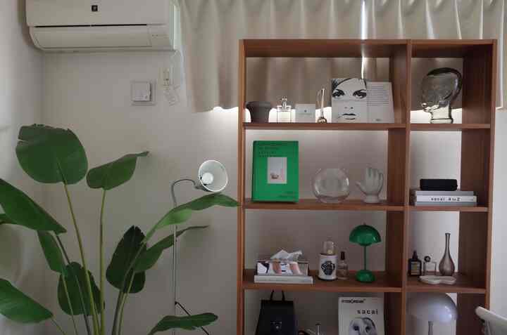IKEAのストレリチアとIKEAのレールスタランプの組み合わせいい感じ🌱


#フェイクグリーン #棚 #ライト #グリーンインテリア #アースカラー #ウッドテイスト