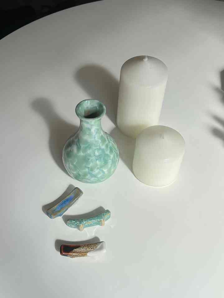 バッチャン焼き🇻🇳
私らしいブルーの色味で揃えて🫧

#箸置き #フラワーベース