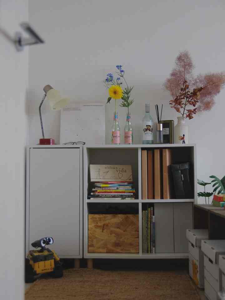 お花見上げるウォーリー
夏らしい色が朝から元気くれる〜！！
#IKEA #EKET #flower #bedroom #ベッドルームインテリア