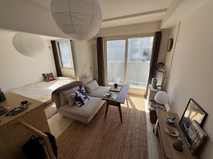 short form carousel card thumbnail