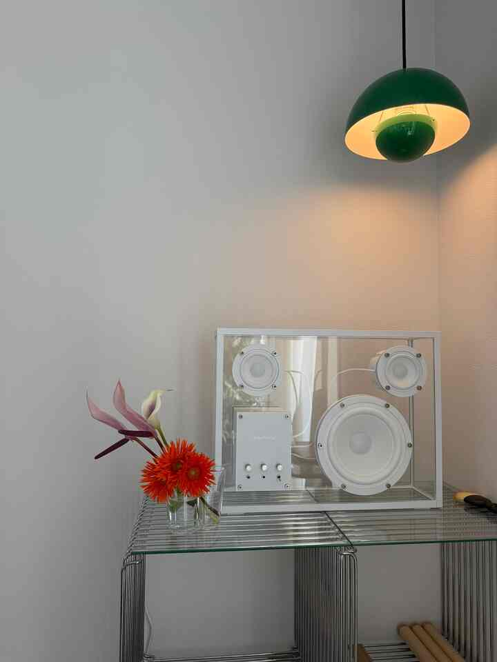 オレンジガーベラは元気をもらえる

#インテリア #リビング #リビングインテリア #観葉植物 #ガーベラ #midcenturymodern #midcentury #interior #interiordesign #anothachoppa #mylvngrm 
