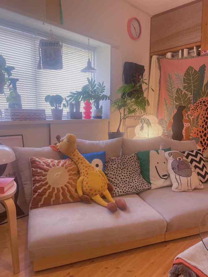 #リビング　#ソファ  #きのこ照明  