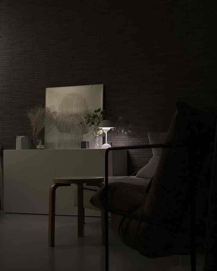 結婚式で飾った余りのかすみ草(フェイク)飾ったらいい感じに馴染んでる
#間接照明 #ポータブルランプ #&Tradition #Artek #IKEA