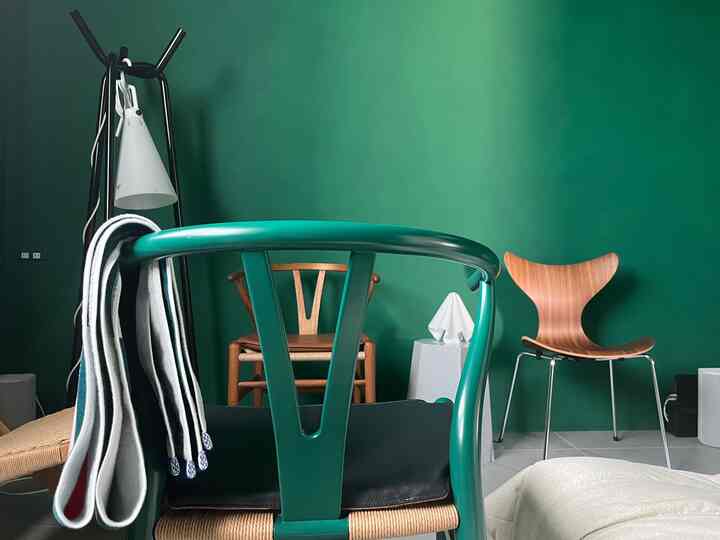 後ろから見ることが少ないから新鮮

#Yチェア #ミッドセンチュリー #ミニマル #チェア 