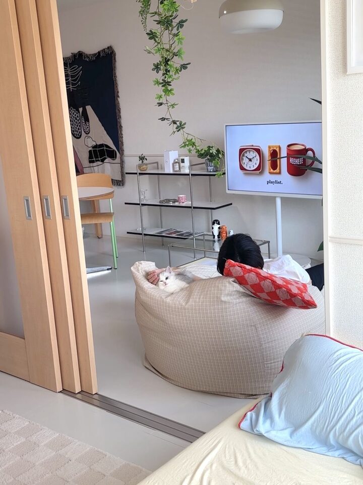 short form carousel card thumbnail