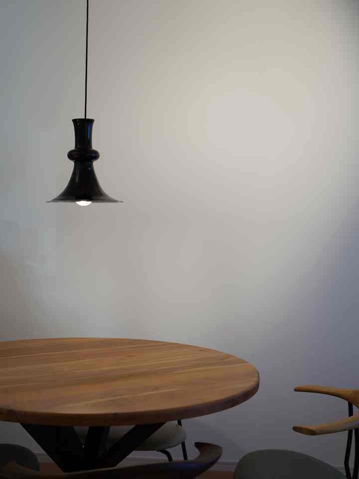 #laforma#丸テーブル#holmgaard#デンマーク