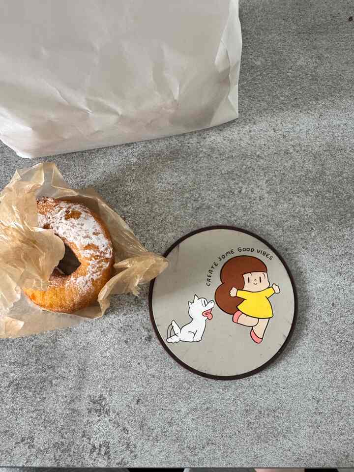 どーなつ見つけると買いたくなっちゃう

#グレーインテリア　#マムアン
