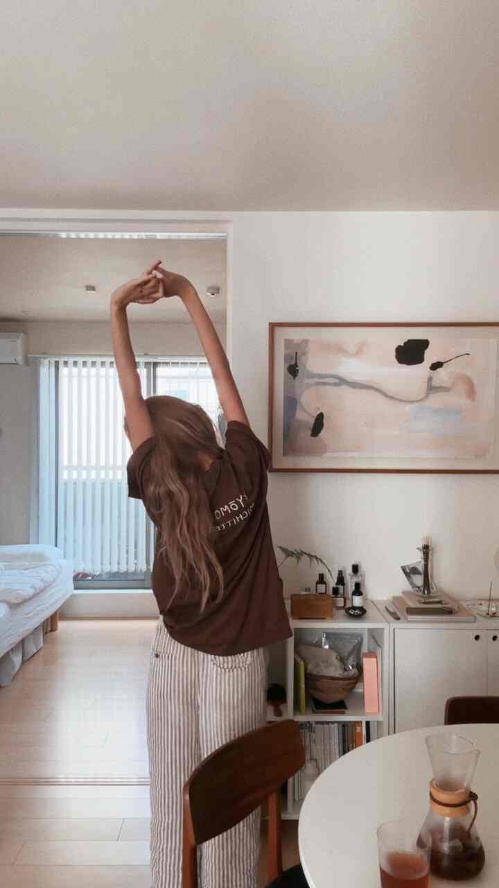 my morning routine 🌞🕊️
今日も一日充ちっていきましょう。♡

#モーニングルーティーン #賃貸インテリア #二人暮らし #IKEA #無印良品 #ヴィンテージ雑貨 #ヴィンテージチェア 
