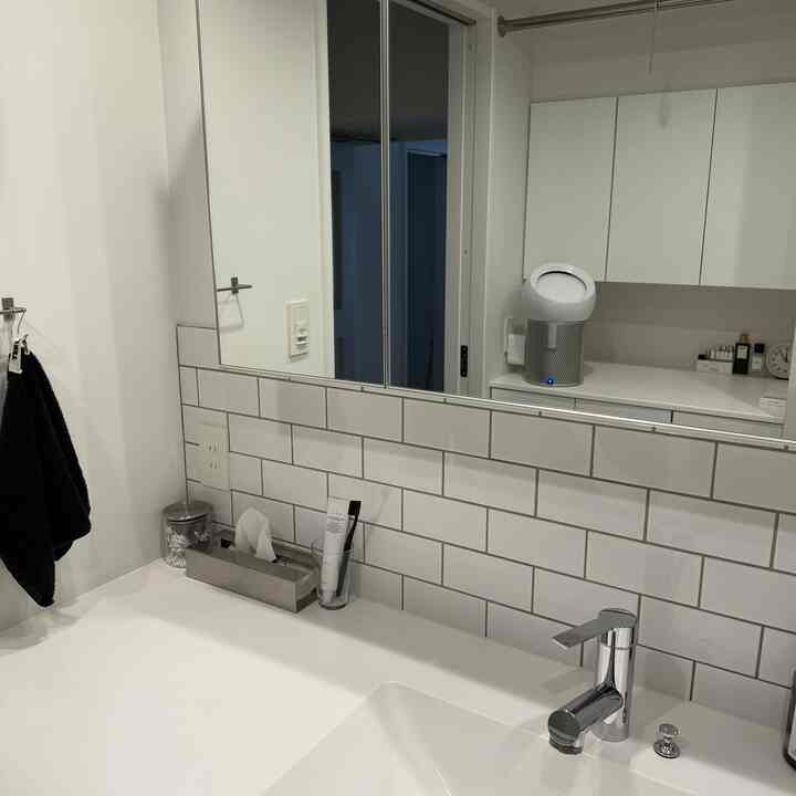 I installed a Dyson mini air purifier fan in my bathroom to combat the heat. It's so cool after a bath or when folding laundry after it's been taken out of the dryer!

#DysonAirPurifierFan
#DysonFan
#AicaBathroom
#SanwaCompanyMirrorBox
#TEKLATowels
#gbhStainlessTissueBox
#gbhGlasses
#gbhToothpaste & Toothbrush
#LOEWE
