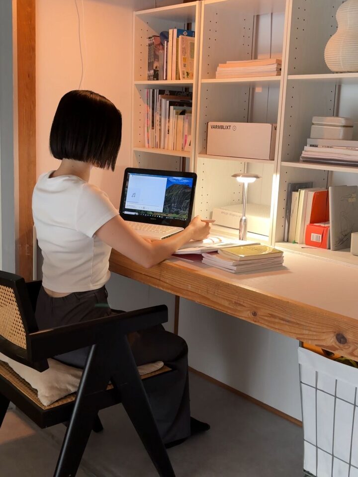 short form carousel card thumbnail