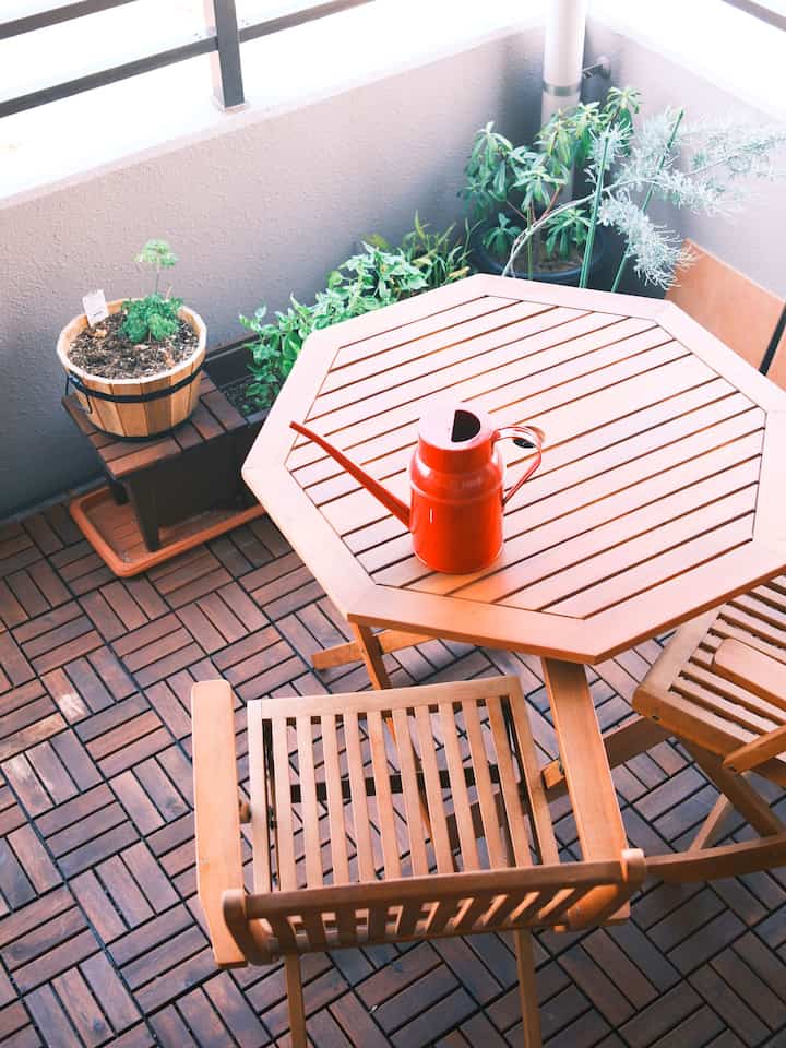 
Tidying up my small balcony.
After laying down IKEA's Lunnen, it feels like I have another living room inside my house. ✨
I want to come back here and relax when autumn comes.

⸻

#balcony
#balconyinterior
#balconygardening
#balconylife
#balconylife
#balconyinterior
#balcony
#vegetablegarden
#balconygarden
#greenlife
#mimosalife
#plantlife
#flowerlife
#homegreen
#ikeainterior
#Lunen
#ikeahack
#bakinginterior
#simpledecor
#simpledecor
#homedecor
