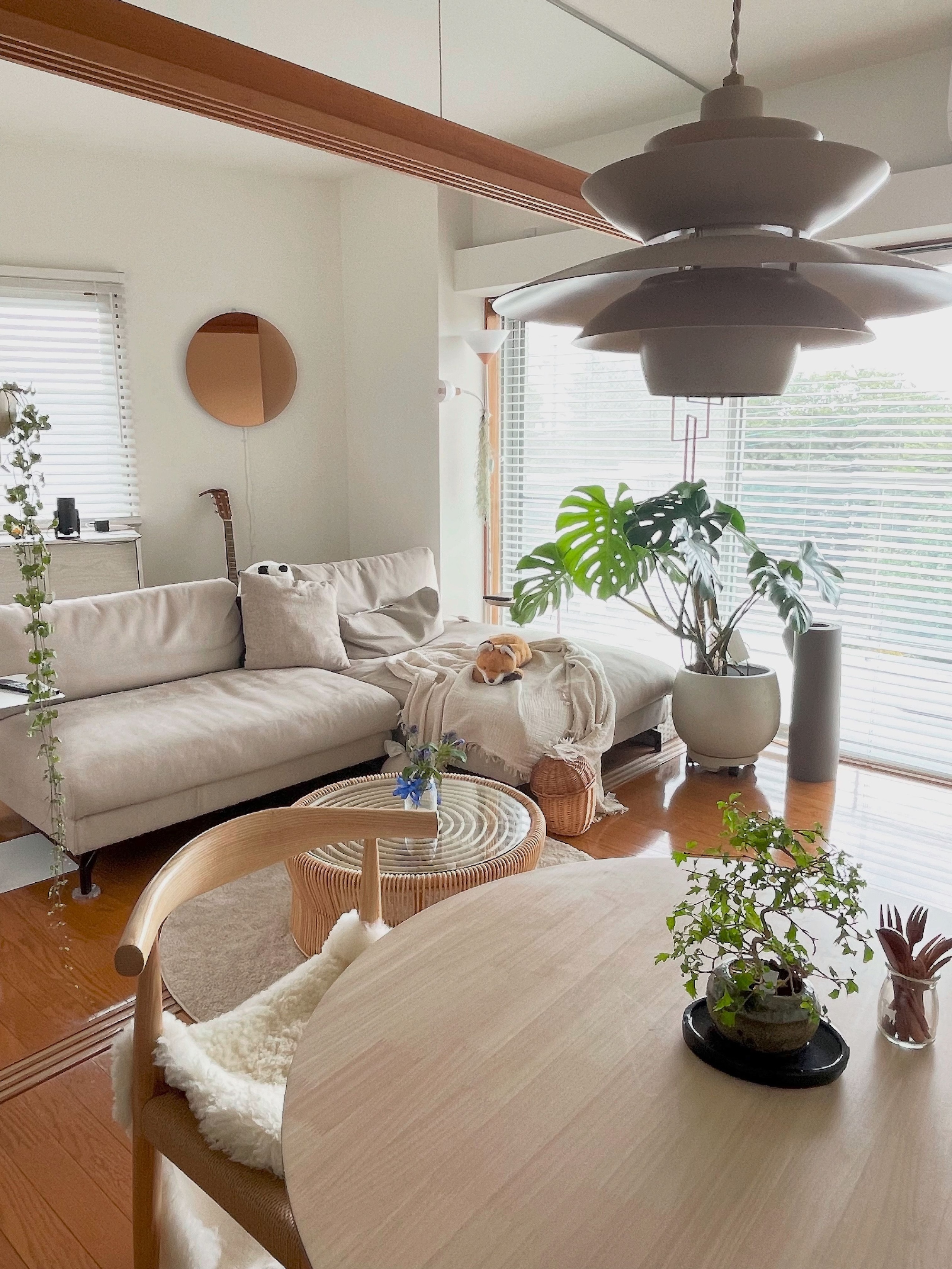 Dog-Friendly Japandi Low Table Idea Photos Collection – Styling