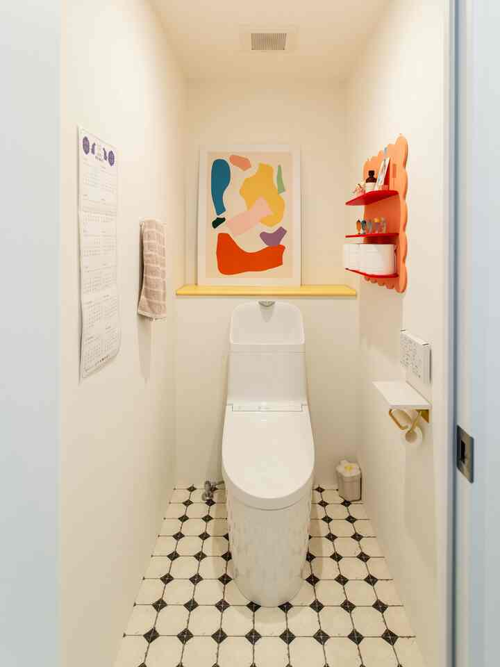 #トイレ
#InteriorBerwarna-warni #カラフル
#InteriorToilet