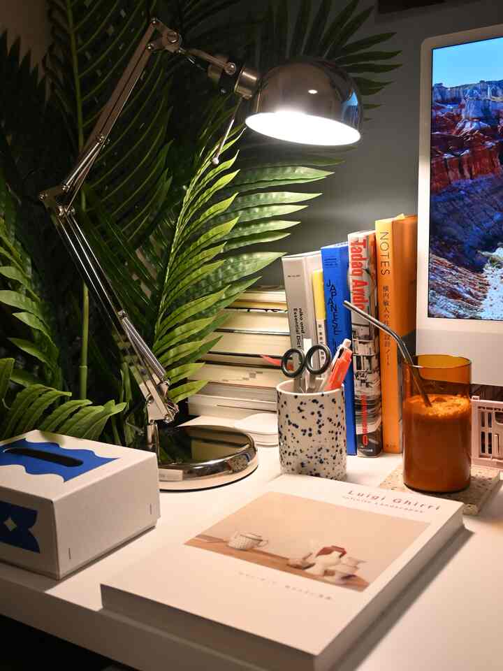 最近お気に入りの場所がデスク周りなので、ここばかり投稿してしまうな〜！

#Ohouse #Ohousejp #desk
