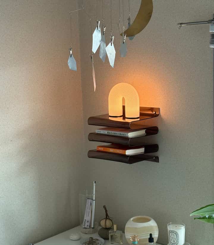 このうねうね作ってみたんだけど、どう？

#DIY #キャビネット #インテリア #北欧インテリア #インテリア雑貨 #二人暮らしインテリア #2人暮らし
#3dk賃貸 #3人暮らし #DIY #部屋紹介 #ルームツアー #ホテルライク #韓国インテリア #ナチュラルインテリア #観葉植物 #賃貸インテリア #3dk #団地 #和室 #築古 #築古賃貸