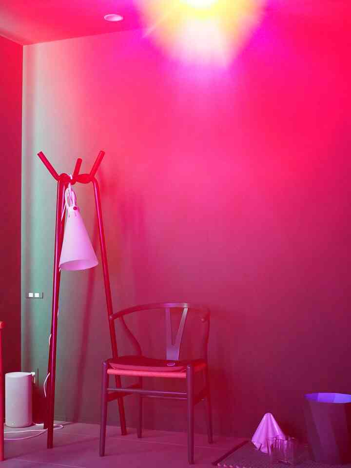 The projector's light is colorful,
allowing you to enjoy the unexpected colors.

#Projector #シアタールーム #ホームシアター #グリーン #北欧モダン #ピンク