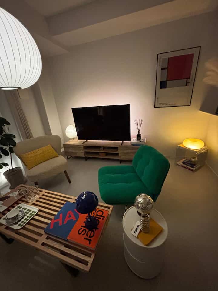 #テーブル #ドーナツランプ #イサムノグチ #akari #アートブック #ホテルライク #ディヴリンゲ #dyvlinge #アンドトラディション #ミッドセンチュリー #リビングインテリア #リビング #リビング小物 #リビング植物 #リビング照明 #リビング雑貨 #リビングの小物 