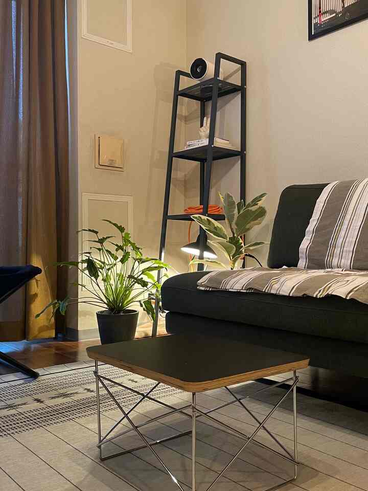 換気扇周辺をどうにか隠したい🤨
　
#Eames
#IKEA
#一人暮らし
#一人暮らし部屋