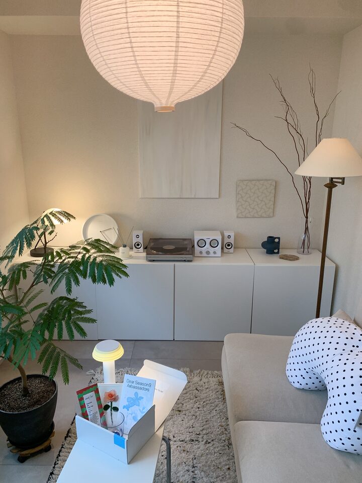 short form carousel card thumbnail