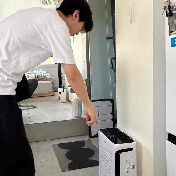 掃除機かけたあとに空気清浄機をつけて部屋全体の空気をきれいに！

#一人暮らし #ひとり暮らし #空気清浄機