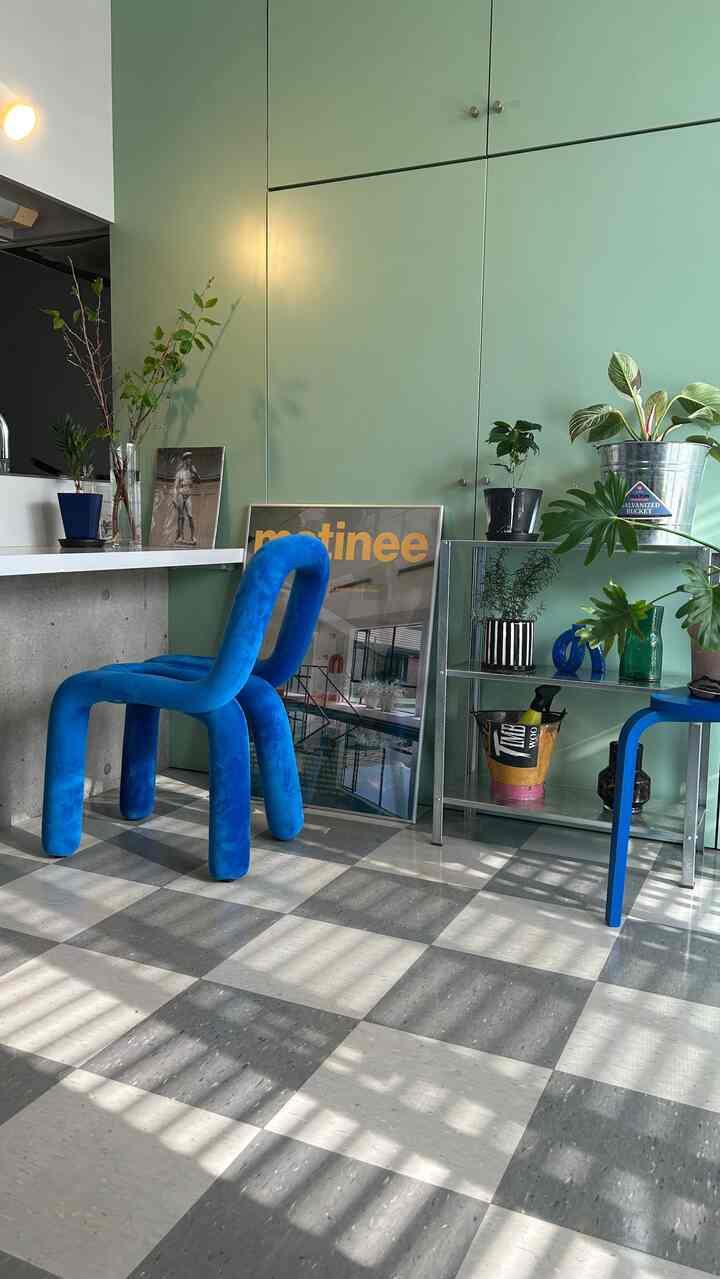 Hari-hari biasa di usia 30-an
Saya suka korek api dupa Buly!
Kursi favorit saya pastinya yang ini 🫠
.
.
.
#interior #椅子 #インセンス #一人暮らし #植物インテリア #男の部屋