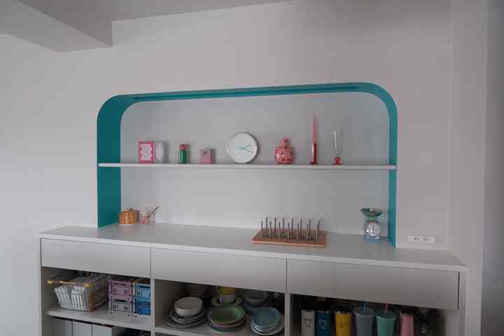 キッチンのニッチ！
カップボードもオープン収納！ごちゃつかないようにするのが難しい、、😓


#キッチン #マンションリノベ #ニッチ収納 